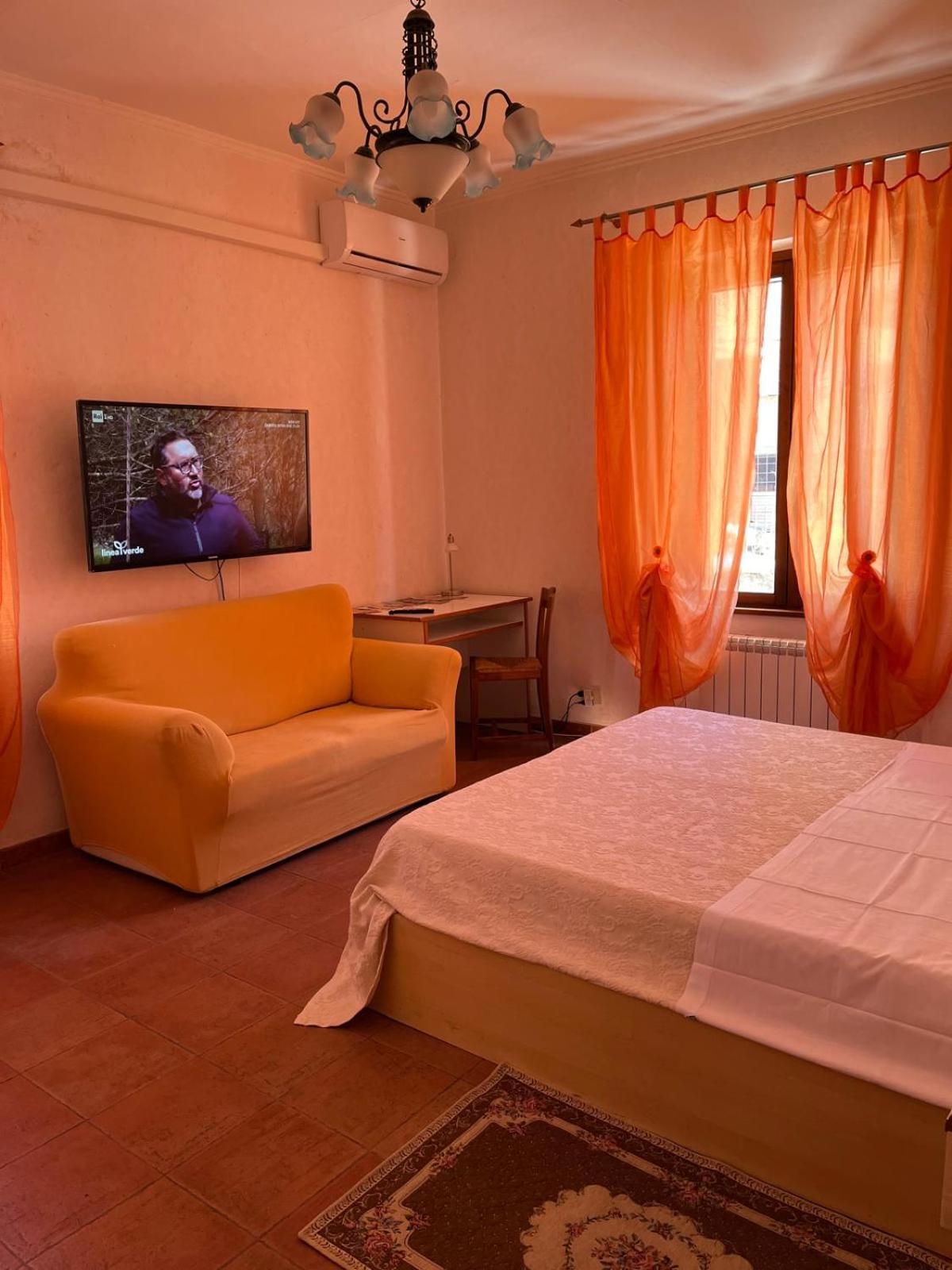 Vacanze Deaf Rome Bagian luar foto