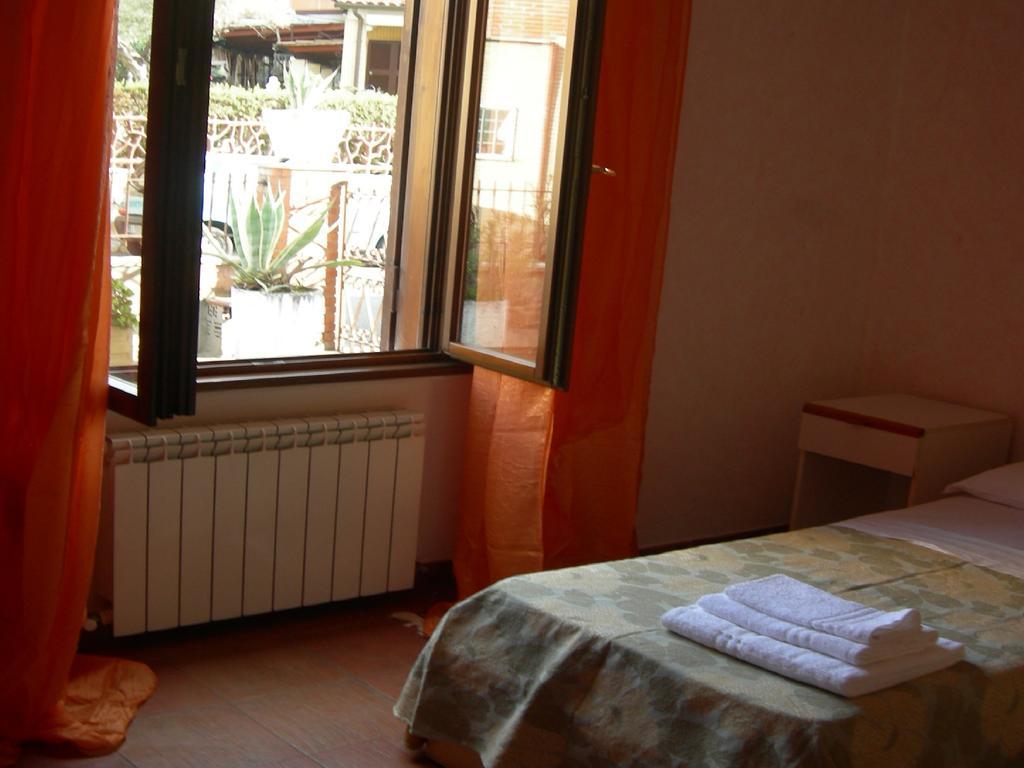 Vacanze Deaf Rome Bagian luar foto