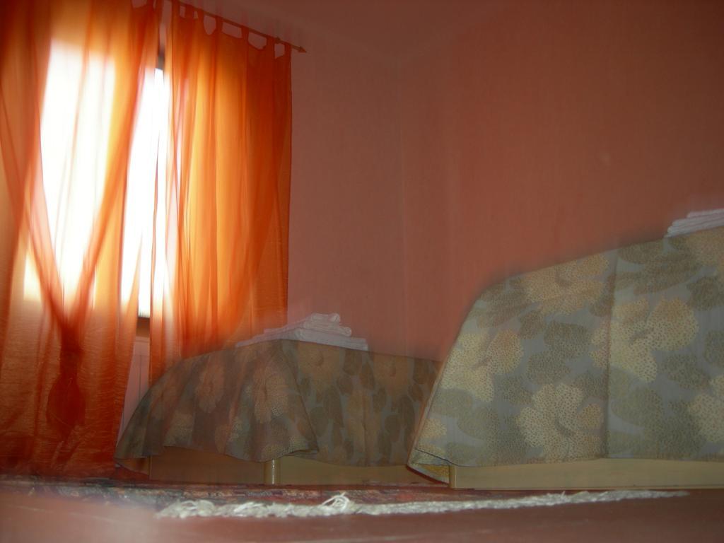 Vacanze Deaf Rome Bagian luar foto